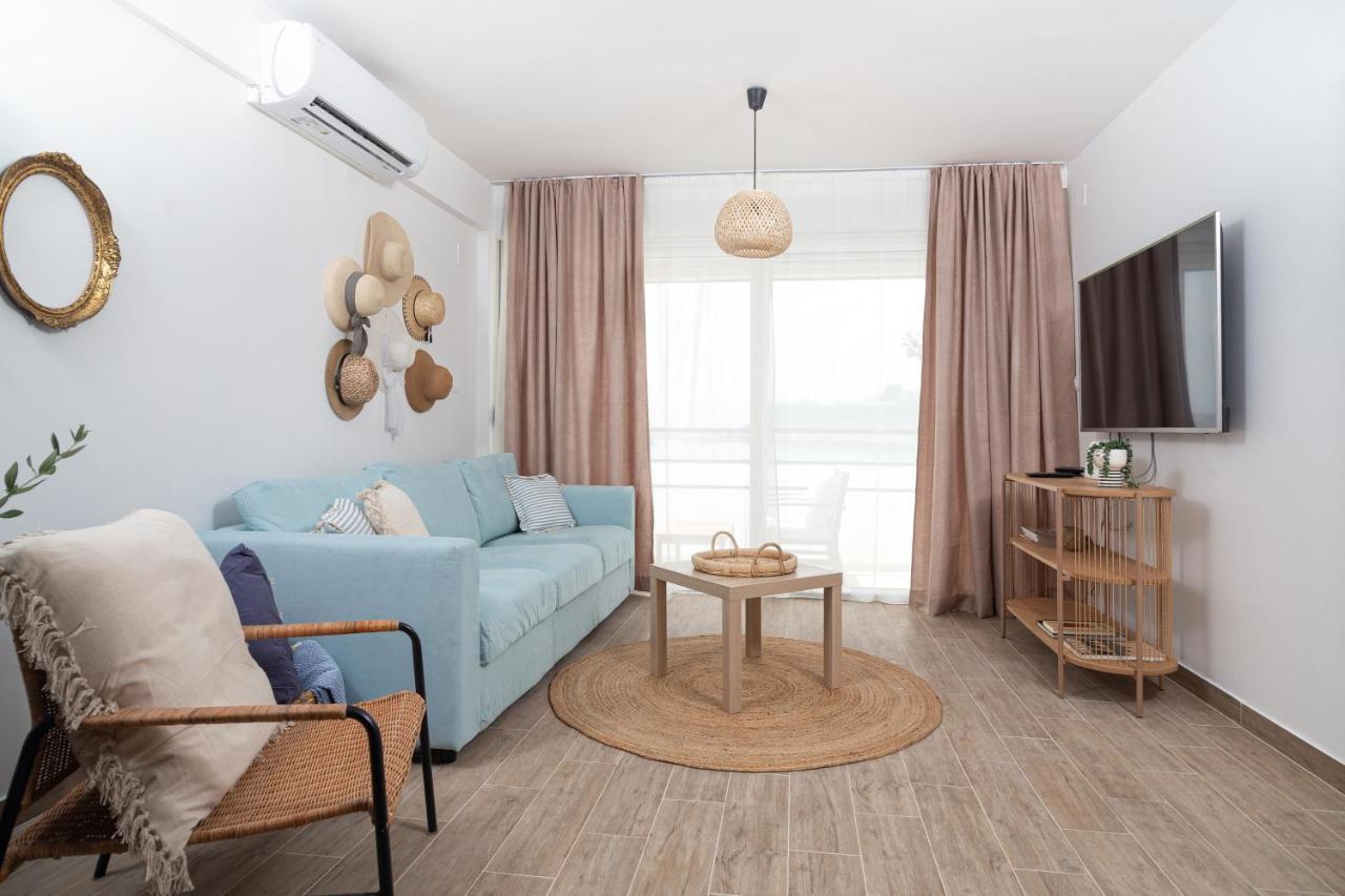 Sun And Sea Deluxe Apartments สปลิท ภายนอก รูปภาพ