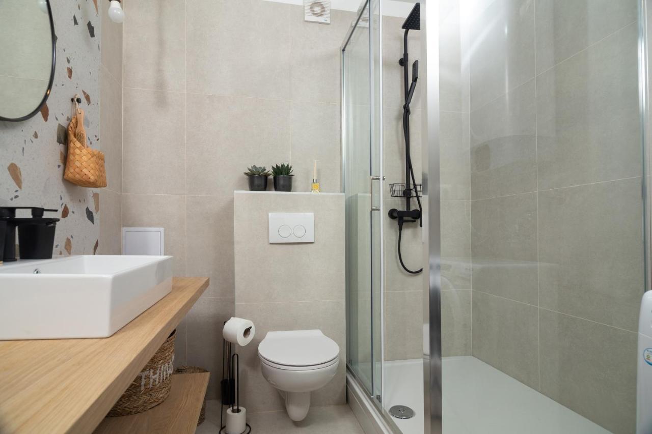 Sun And Sea Deluxe Apartments สปลิท ภายนอก รูปภาพ