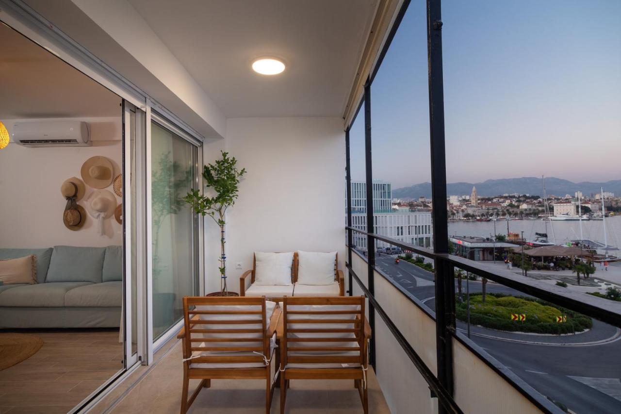 Sun And Sea Deluxe Apartments สปลิท ภายนอก รูปภาพ
